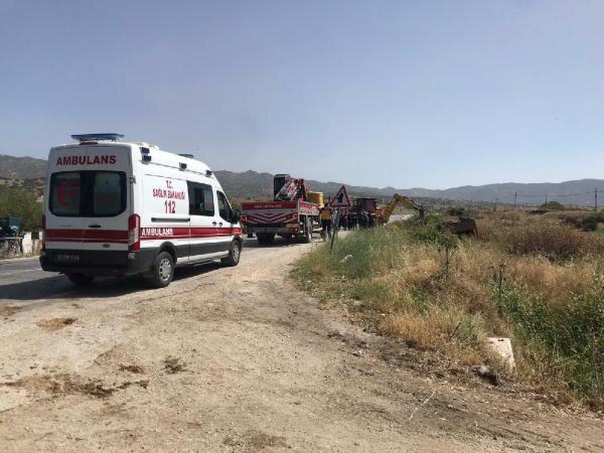 Aydın'da kamyon şarampole yuvarlandı: 2 ölü 8 yaralı