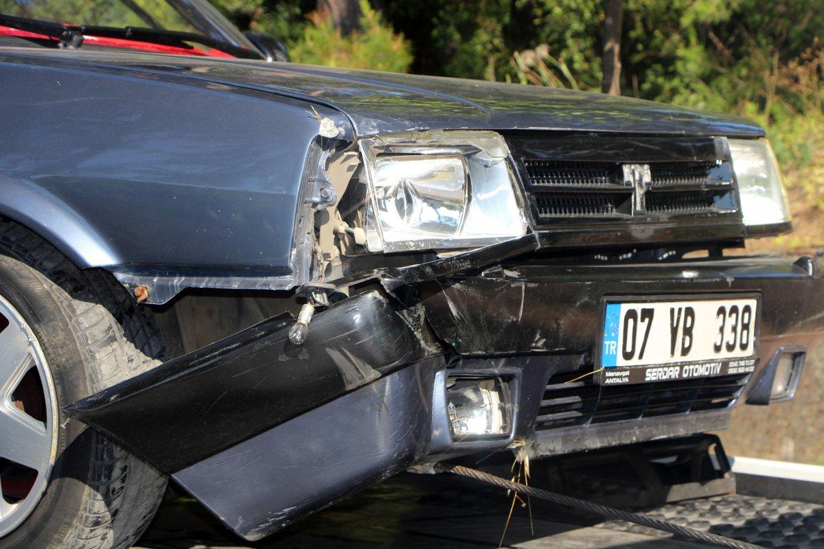 Antalya'da kaza yapan alkollü sürücü yakalandı