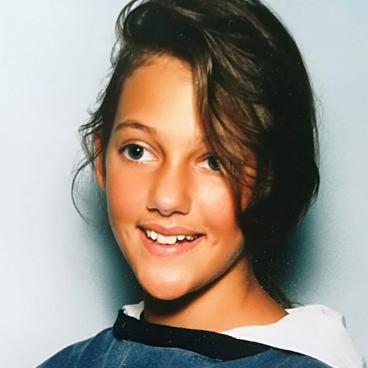 Meryem Uzerli'nin çocukluk hali