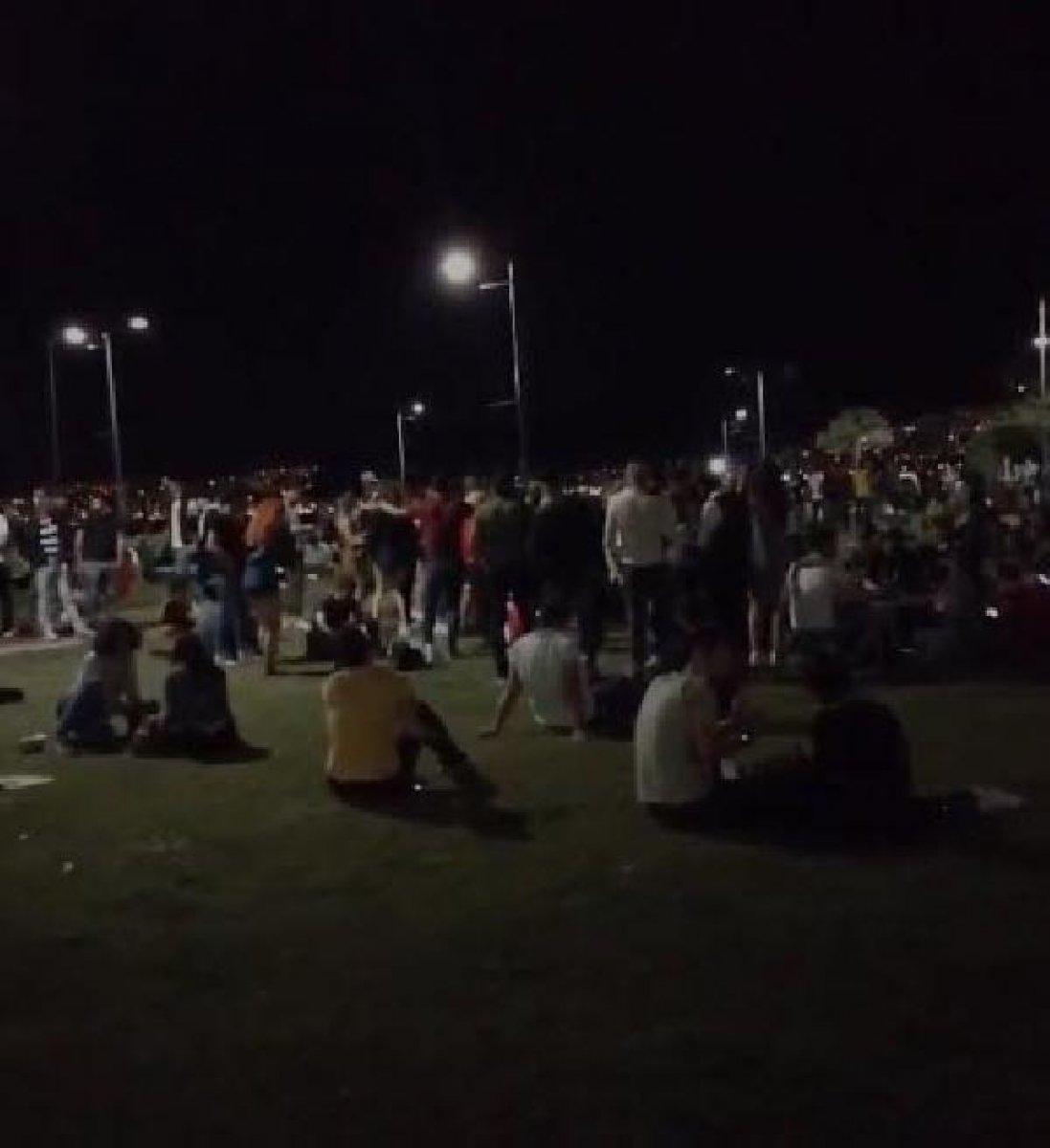 İzmir Kordon'da halay çekenler araştırılıyor