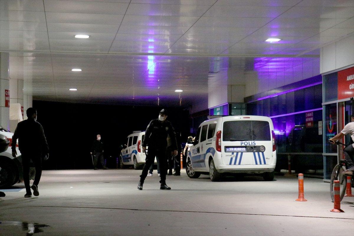 Birlikte yaşayan çiftin yakınları polise saldırdı