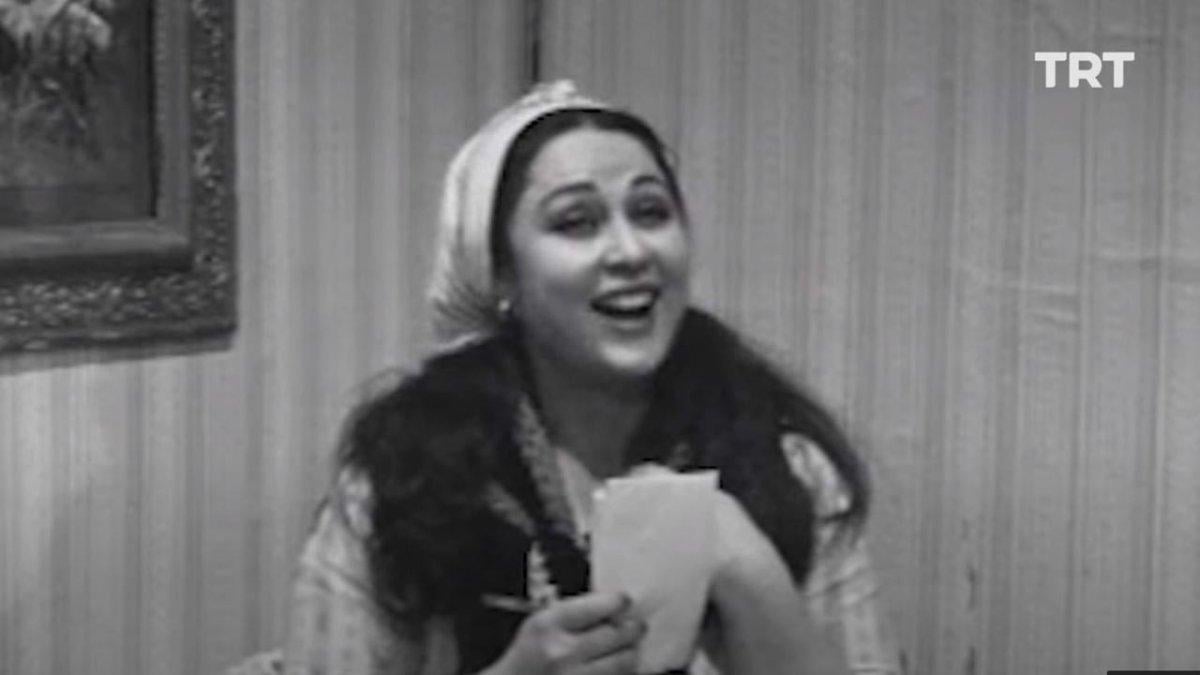 Ayşegül Atik hayata veda etti. Ayşegül Atik kimdir? Biyografisi.