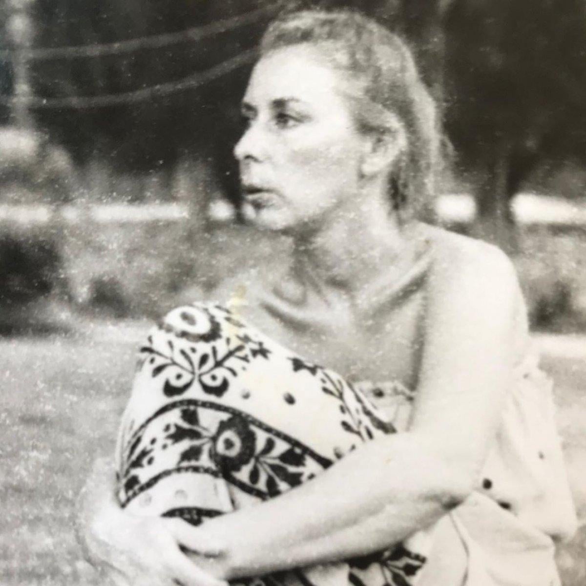 Pelin Batu, annesini kaybetti