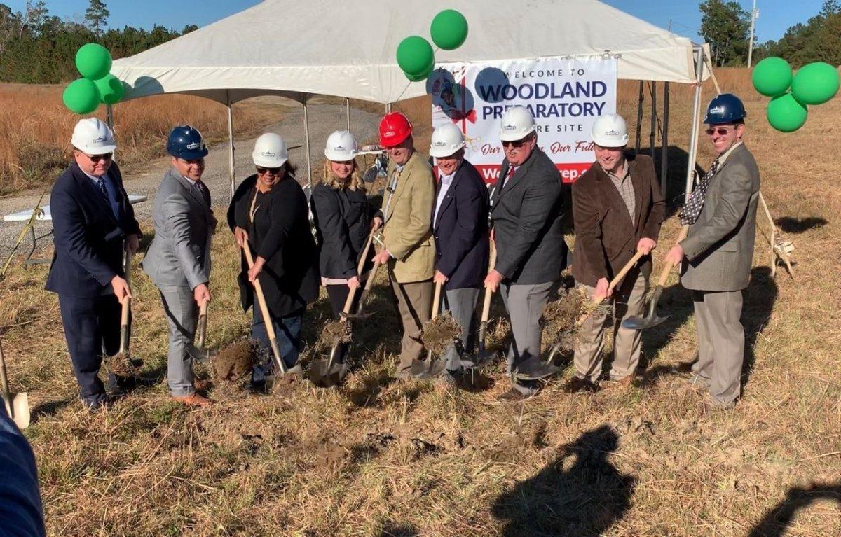 ABD'de FETÖ okulu açılmadan kapatıldı