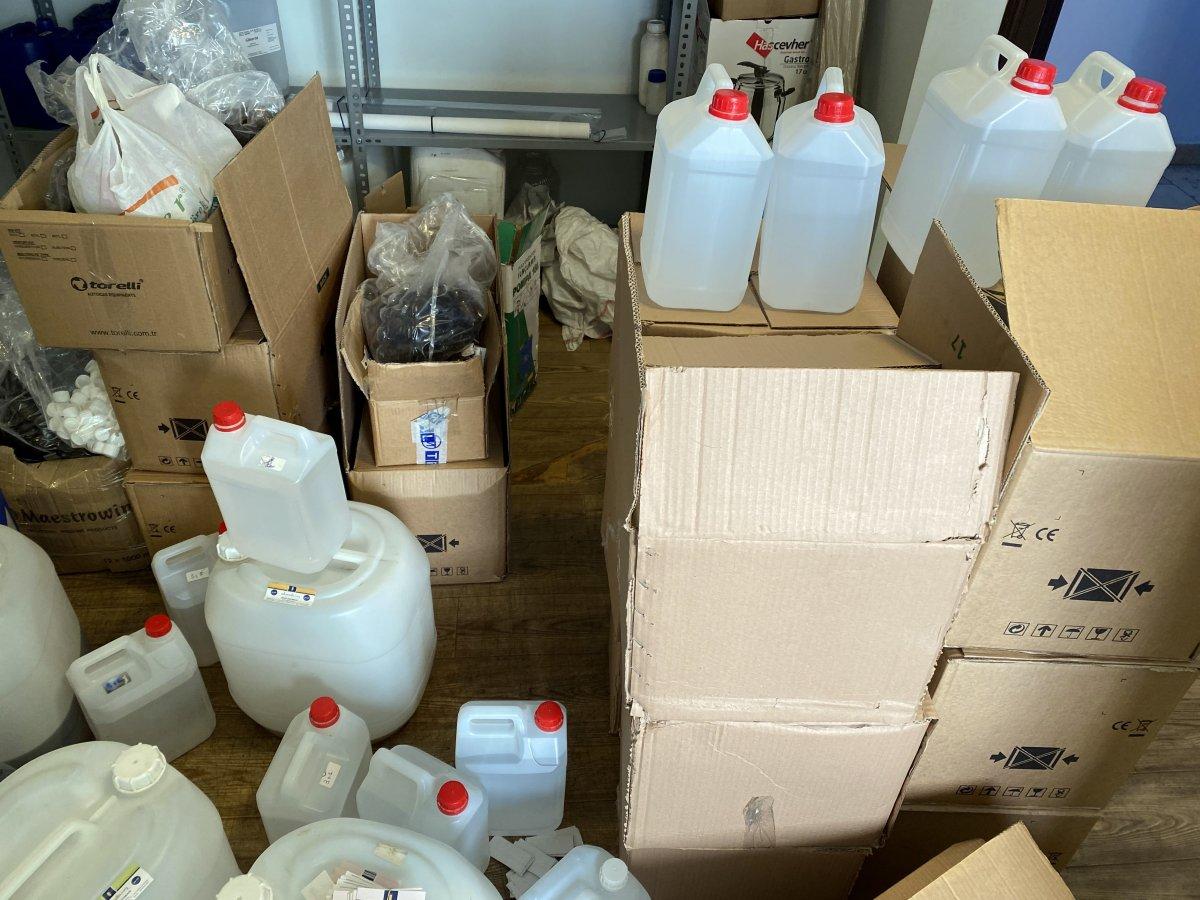 İstanbul Kadıköy’de sahte içki operasyonu