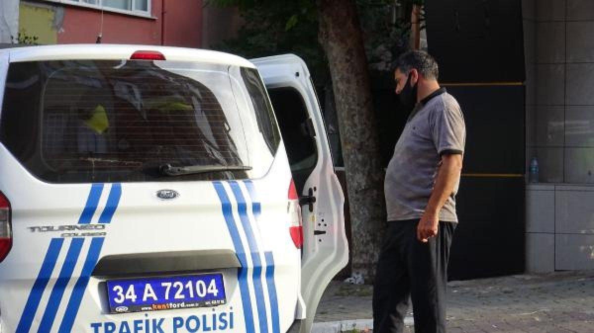Avcılar'da kadın yolcu ücretini verirken minibüsten düştü