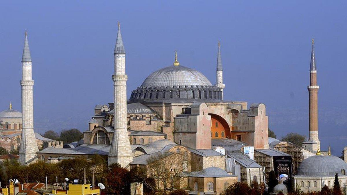 Turizm Bakanı Ersoy'a Ayasofya soruldu