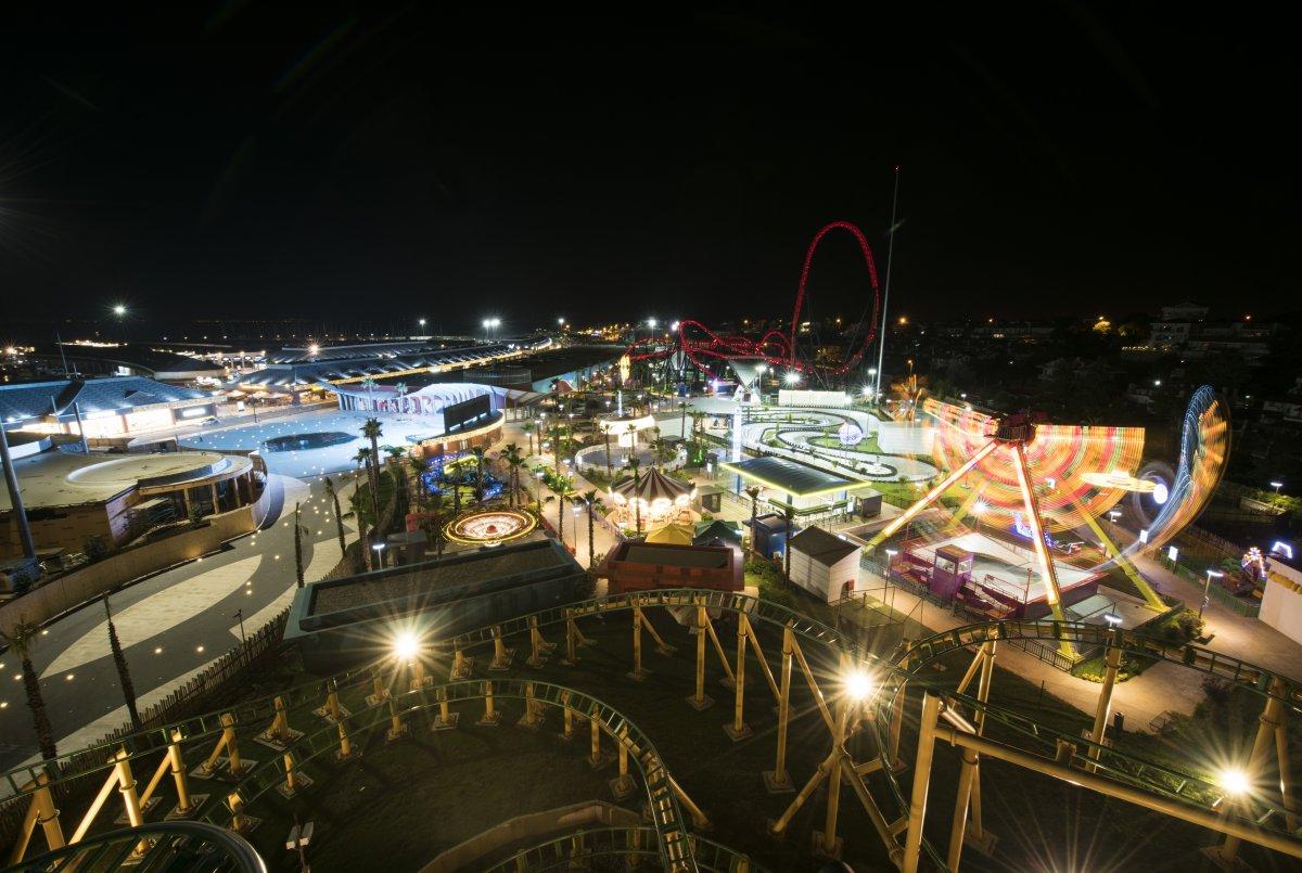 Lunaparklar normale dönüş için bekliyor