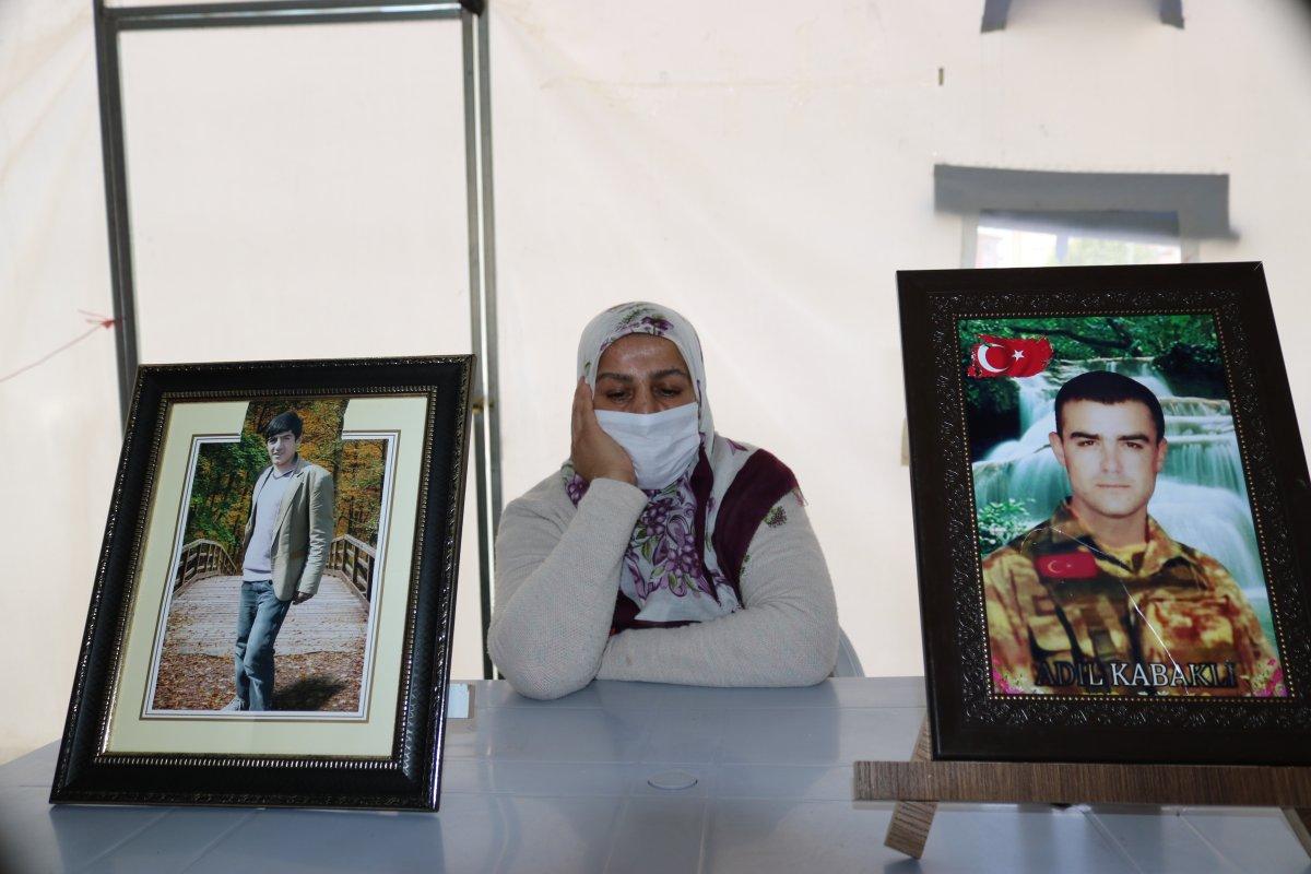 HDP önündeki ailelerin nöbetinde 284 gün geride kaldı