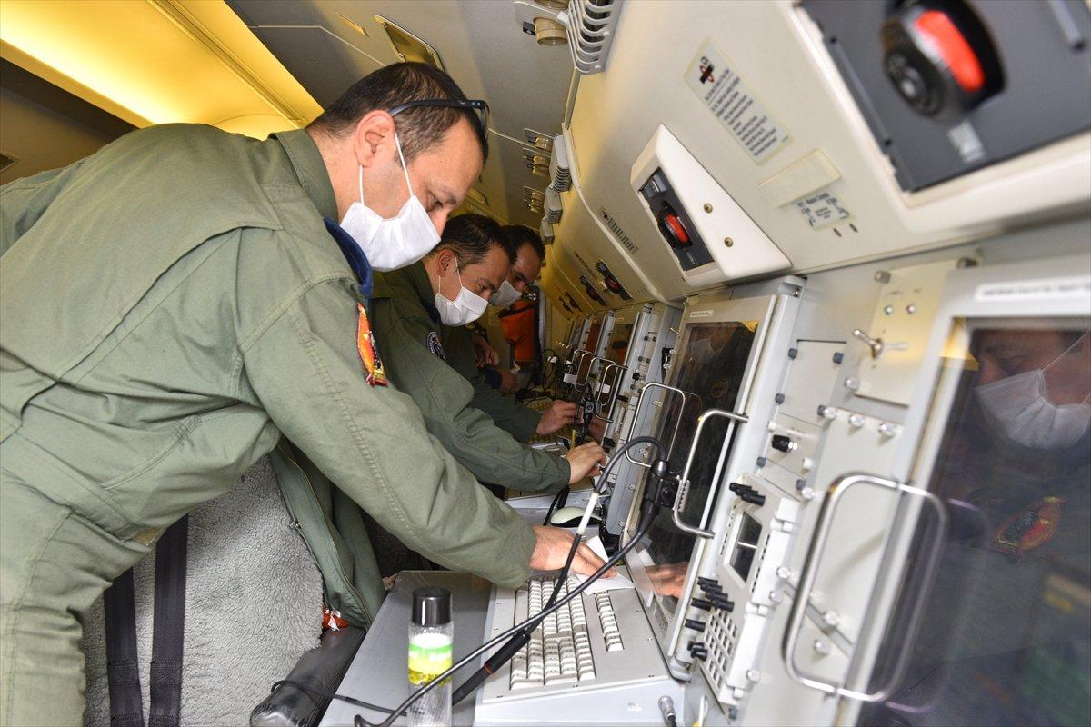 TSK, Akdeniz'de açık deniz eğitimi yaptı