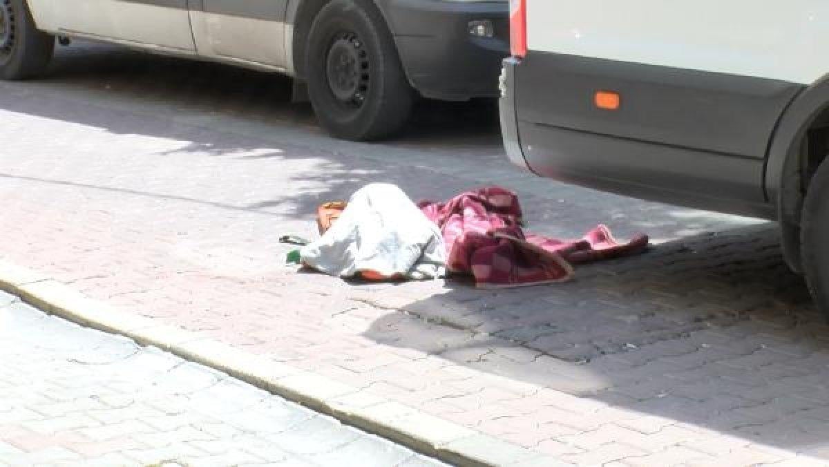 Esenyurt'ta 3 yaşındaki çocuk minibüsün altında can verdi