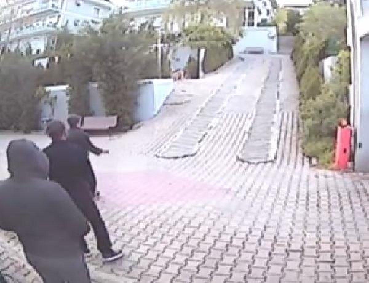 İstanbul'da bir ayda 8 eve giren hırsızlar kamerada