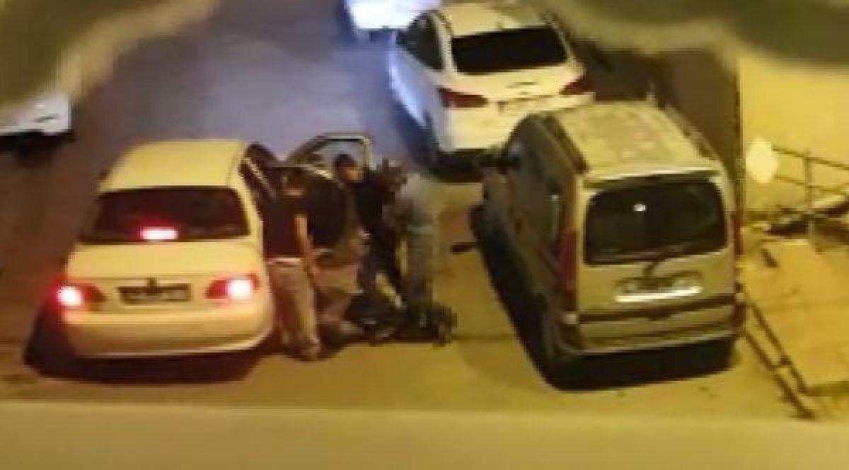 Kağıthane'de markete giden genci bıçaklayıp gasbettiler