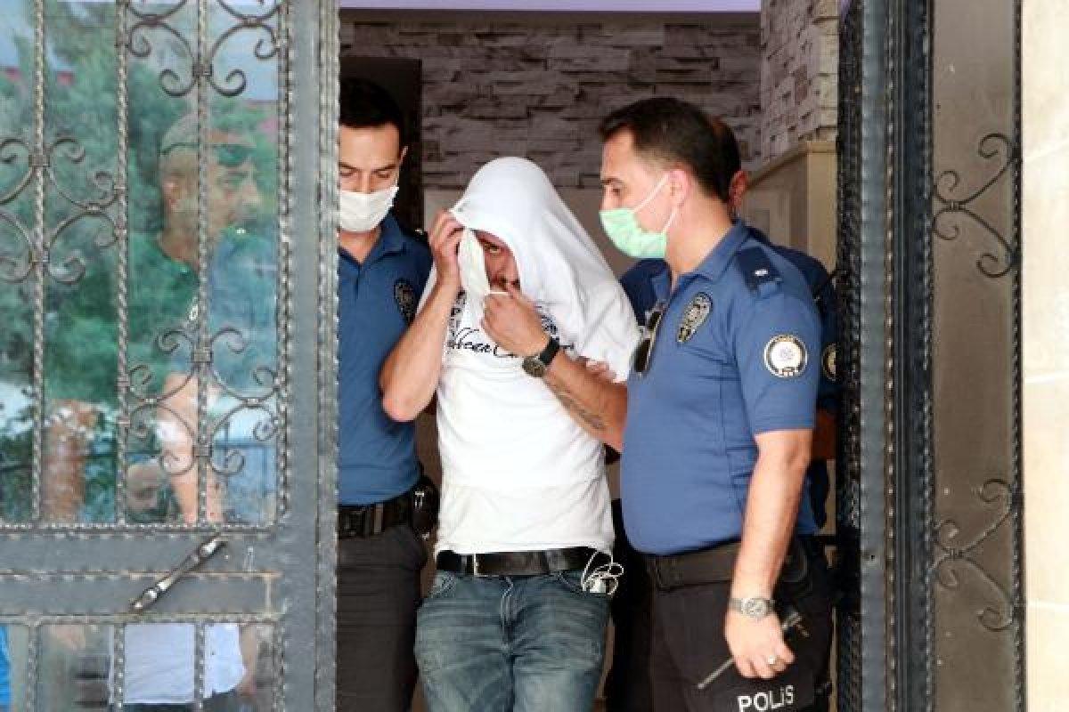 Adana'da intihar girişimi sırasında canlı yayın yapıldı