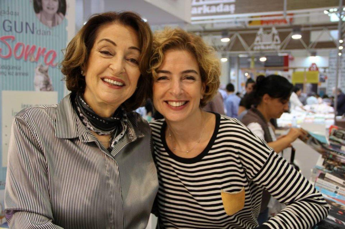 Defne Ongun ile yazarlığını ve Çılgın Sörfçüler serisini konuşuyoruz