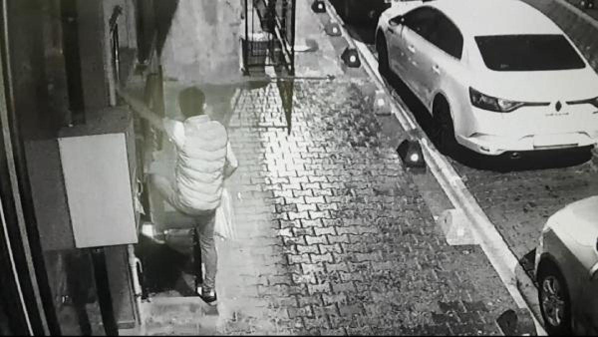 Esenyurt'ta iki aşamalı kombi hırsızlığı