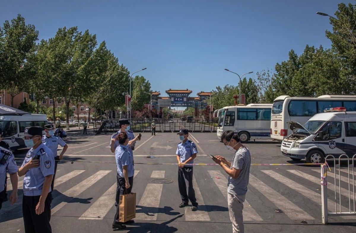 Pekin'de artan korona vakalarına yeni önlemler