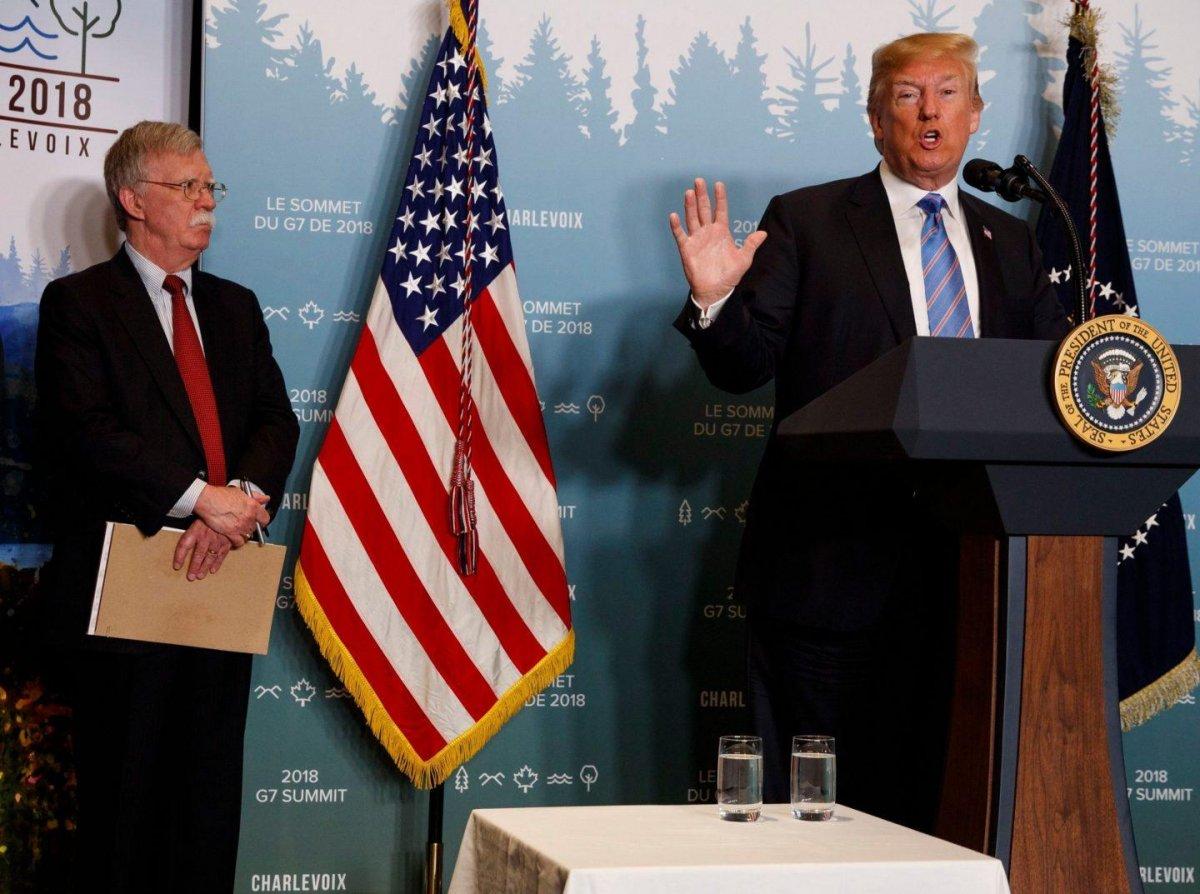 Trump, Bolton'ın kitabının yayınlanmaması için dava açtı