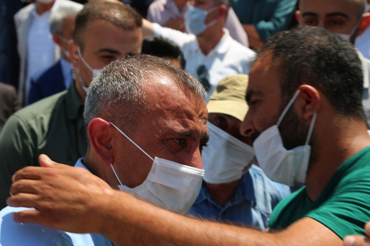 Vali Sonel, Tunceli'den gözyaşlarıyla uğurlandı