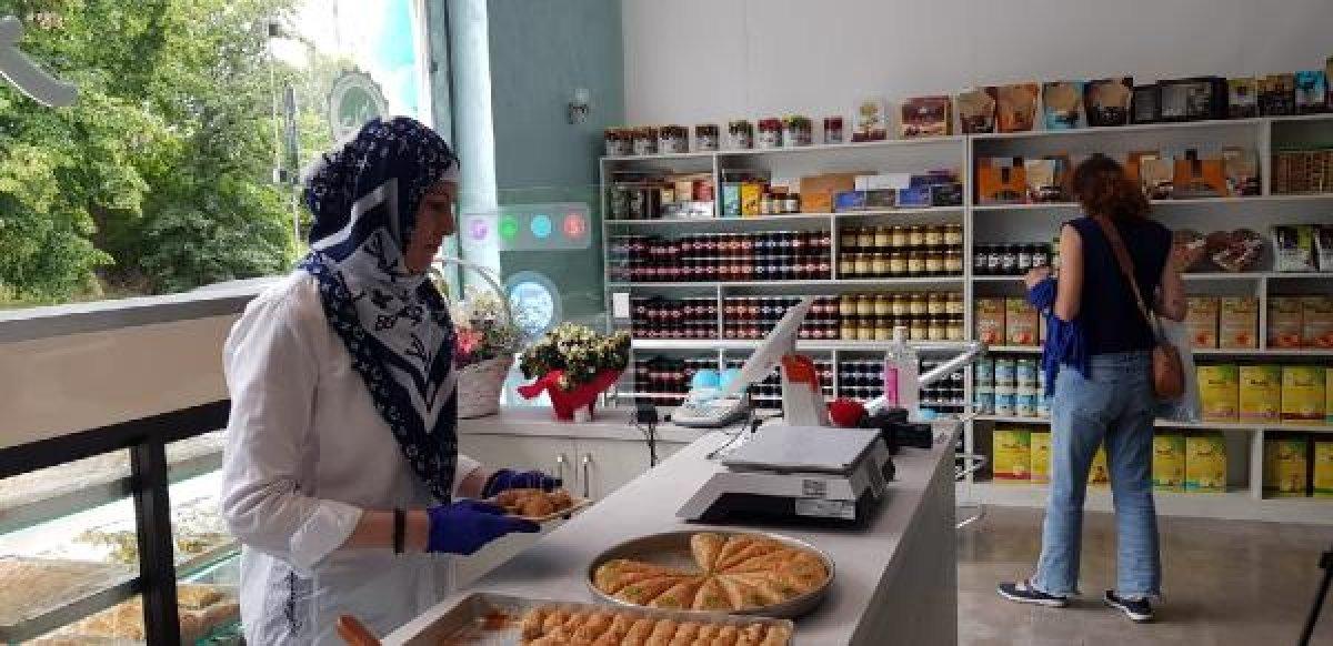 Bulgaristan’da ilk ‘Helal Pastane' hizmete açıldı