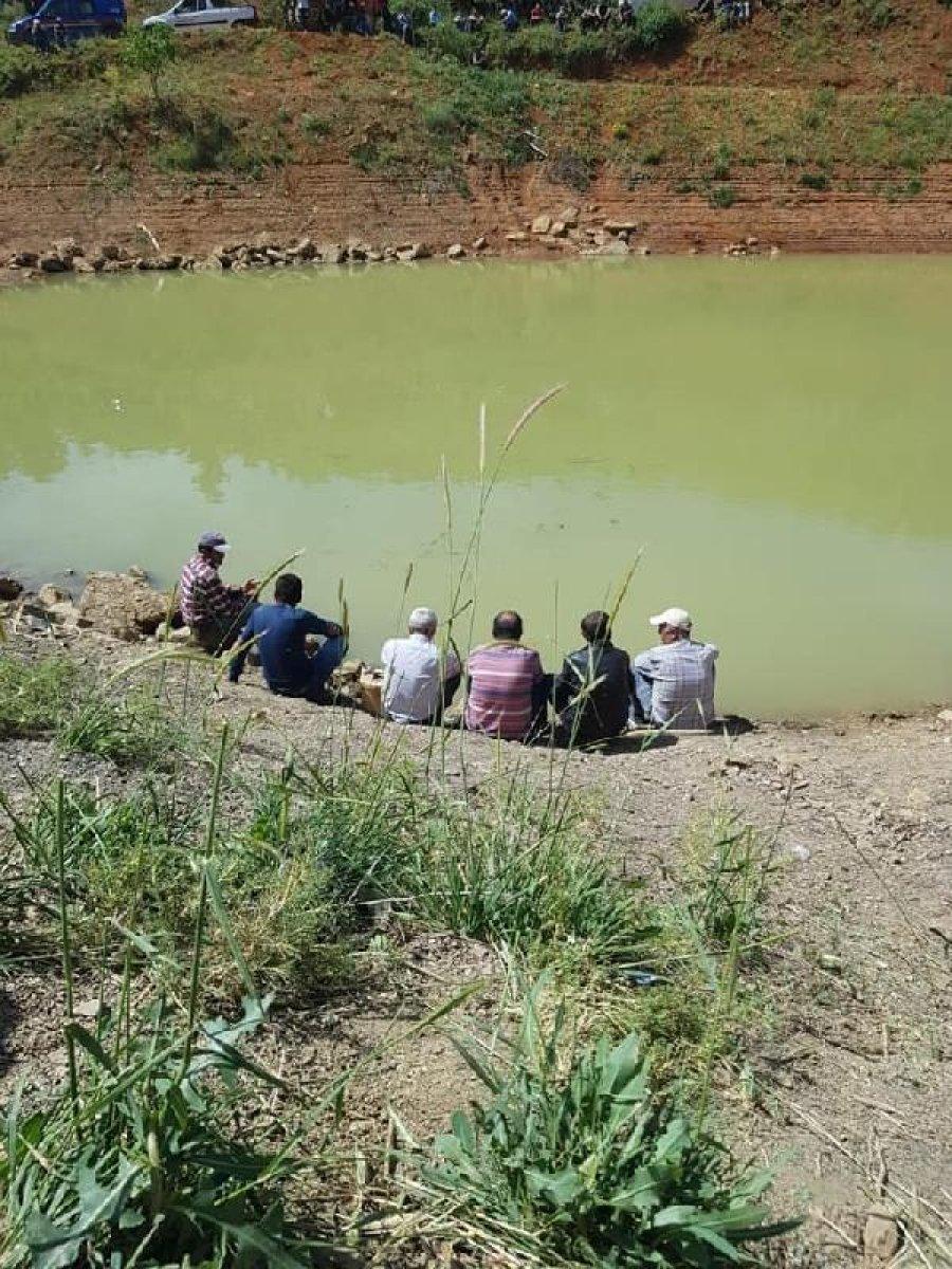 Adana'da oğlu gölete düştü sandı, kendisi boğuldu
