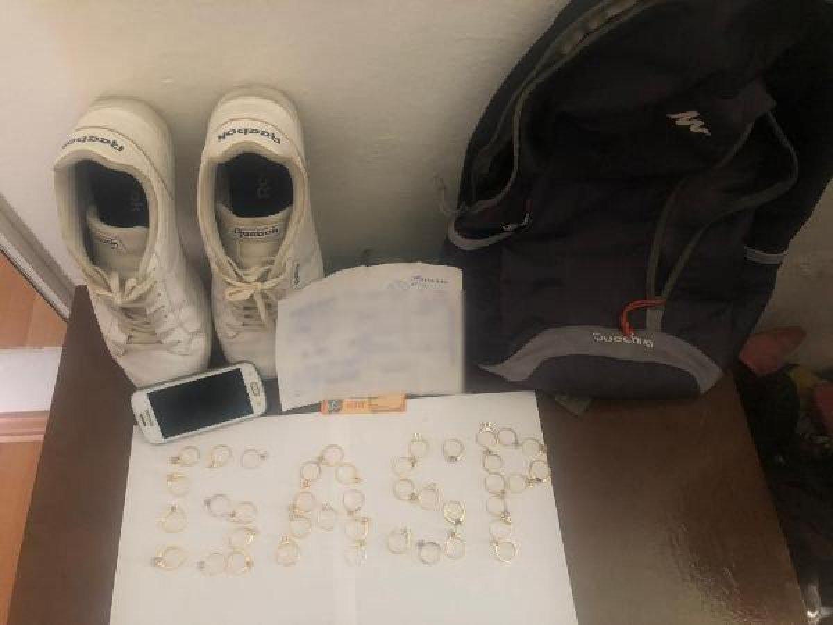 Kartal'da kuyumcudan yüzük çalan hırsız yakalandı