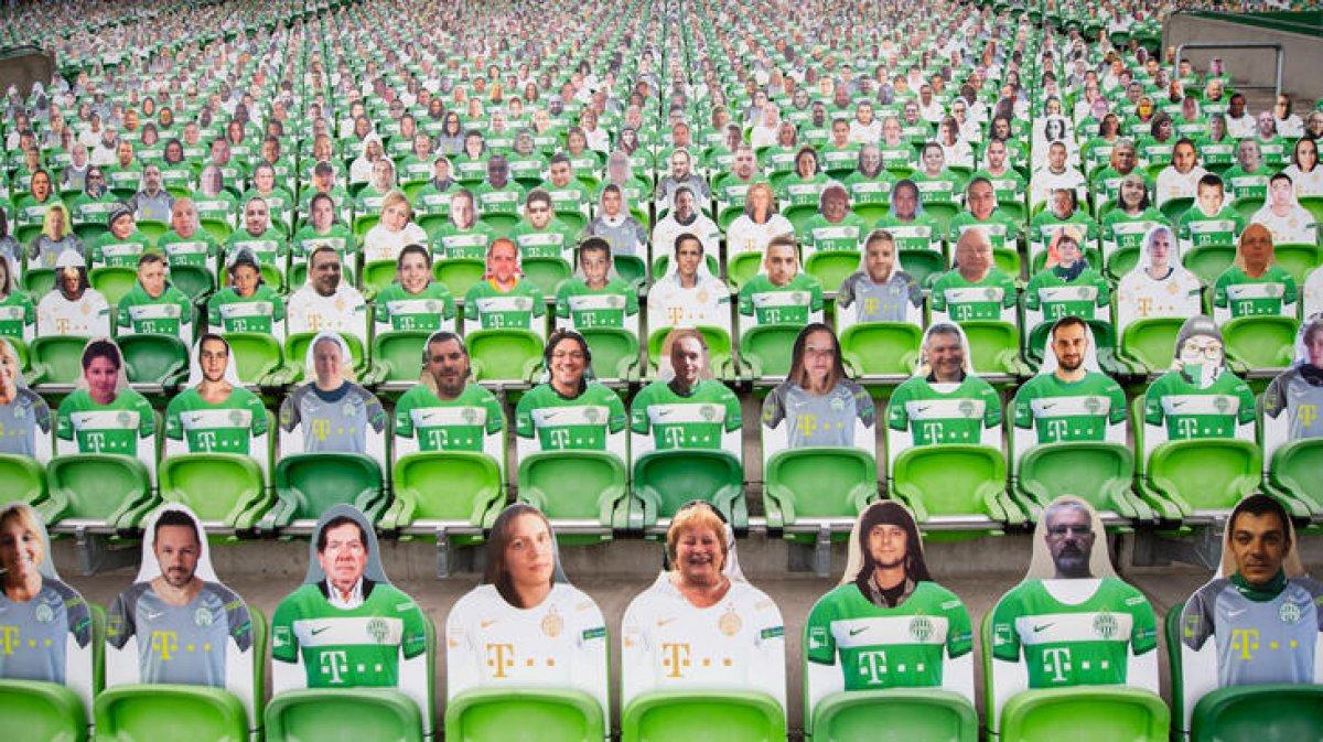 Macaristan, maçlarda sosyal mesafeyi kaldırdı