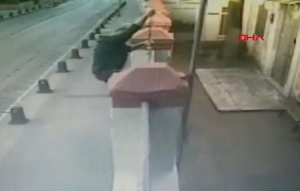 Kilise haçını söken şüpheli hakkında 5 yıl hapis istemi