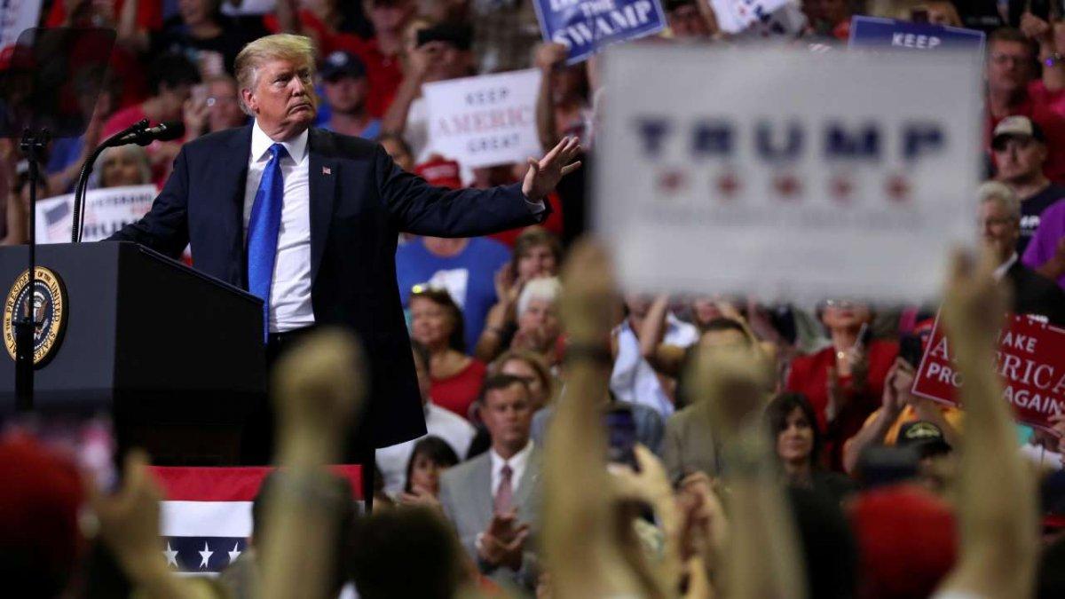 Trump, miting öncesi eylemcileri uyardı