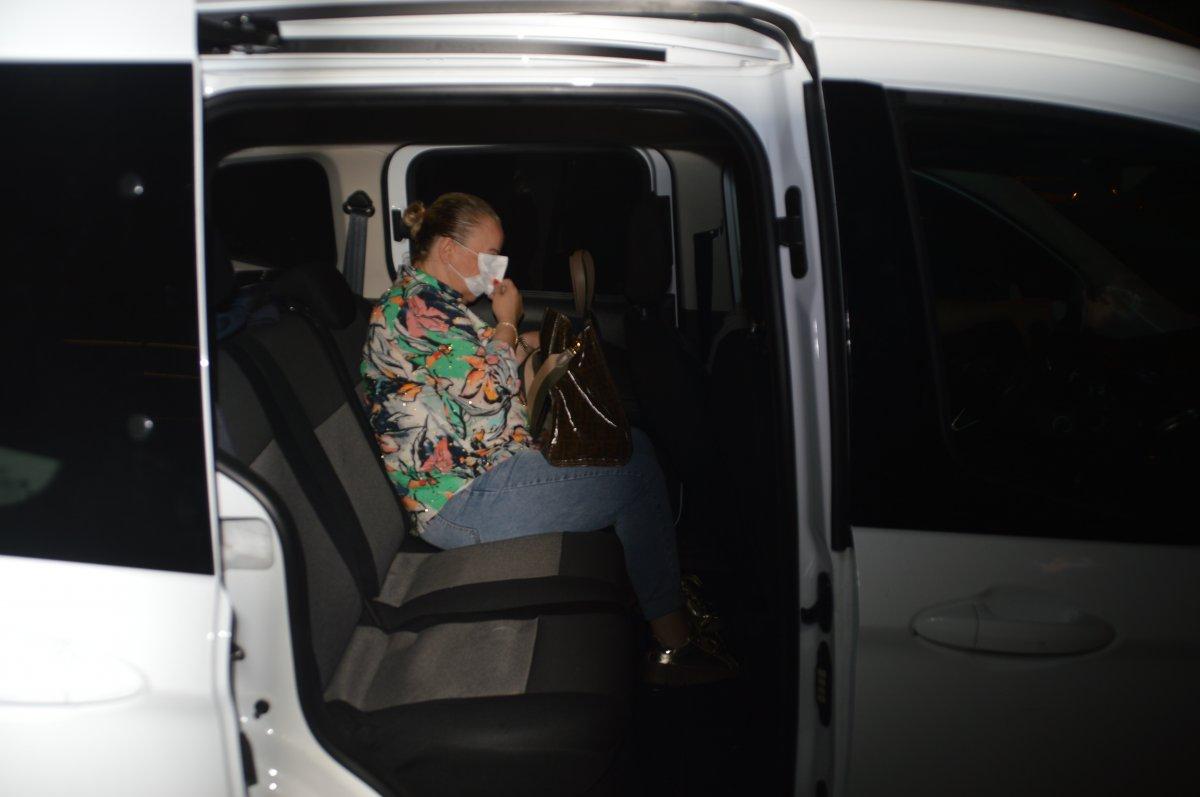 İstanbul'da kaçak kumarhaneyi polis bastı