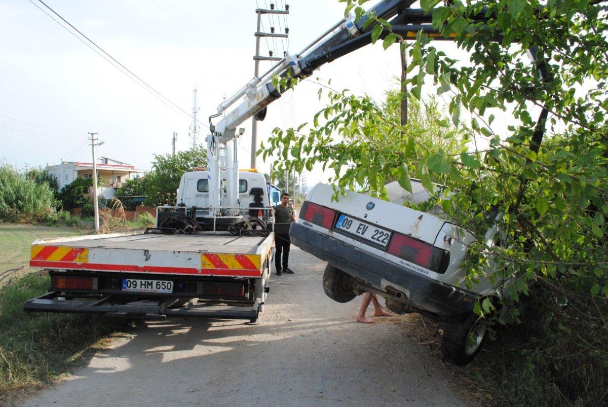 Aydın'da polisten kaçtı, kanala uçtu