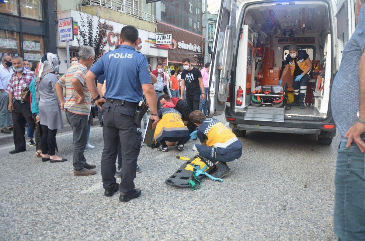 Ordu'da yolun karşısına geçmeye çalışan yayaya çarptı