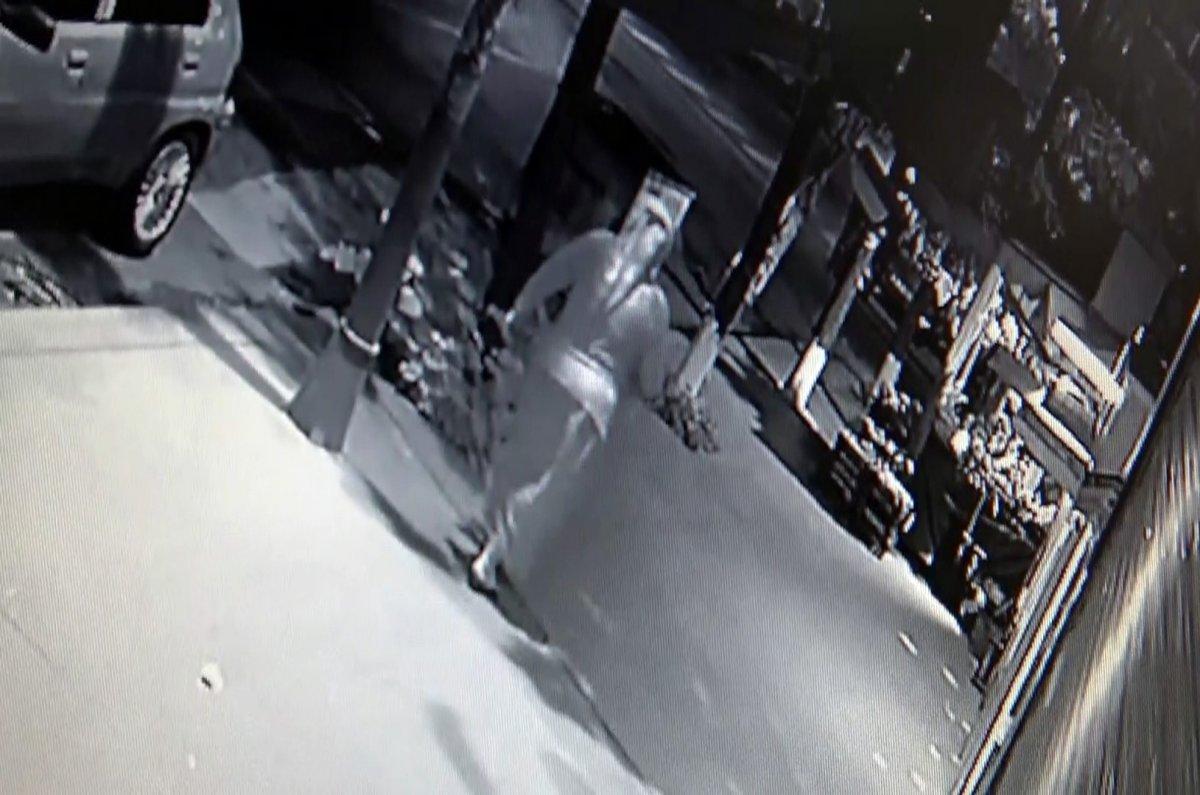 Esenyurt'ta 23 yaşındaki arkadaşlarını öldürdüler