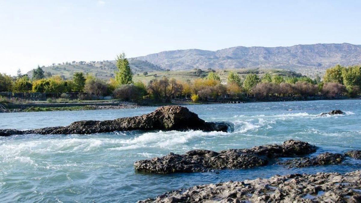 Çin'de 8 öğrenci nehirde boğuldu