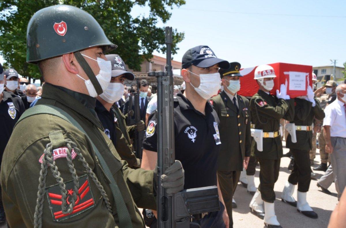 Osmaniye, şehit Ertuğrul Köse'yi sonsuzluğa uğurladı