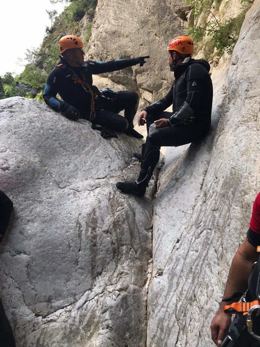 Bursa'daki selde kaybolan Derya aranıyor