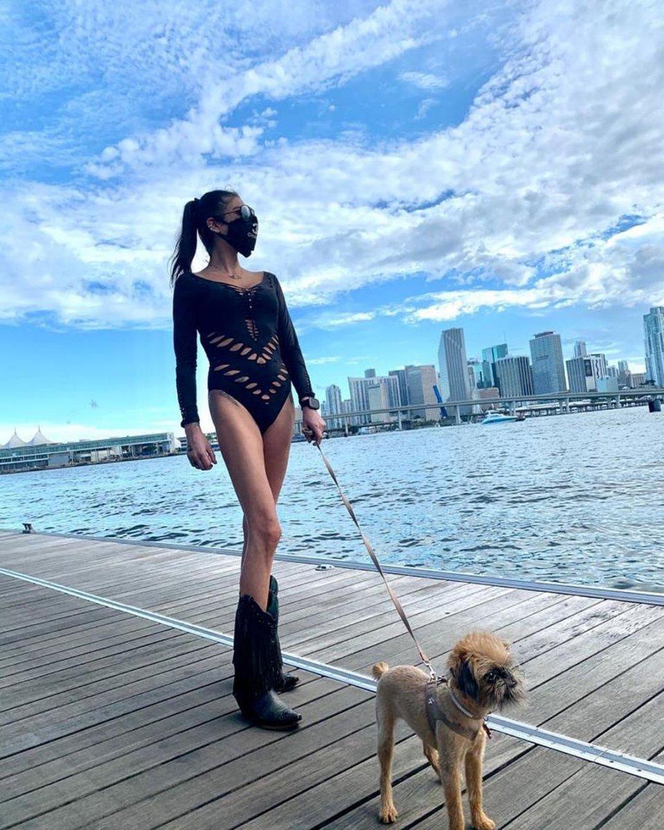 Süreyya Yalçın'ın maskeli kombini