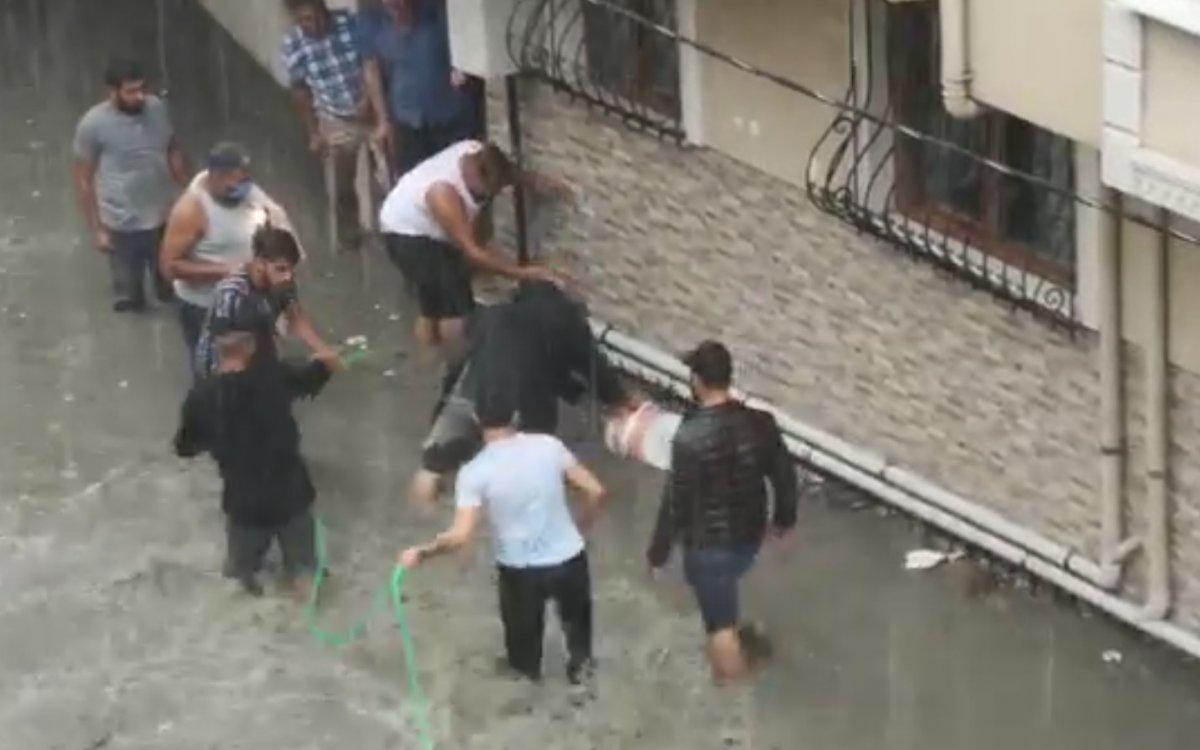 Esenyurt'ta can pazarı kamerada