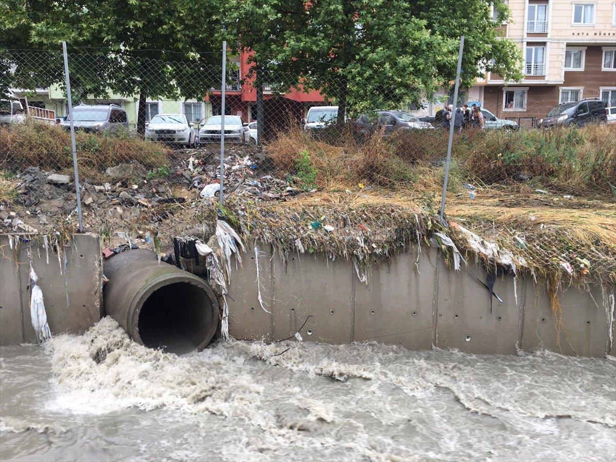 İstanbul Esenyurt'taki selde 1 kişi yaşamını yitirdi