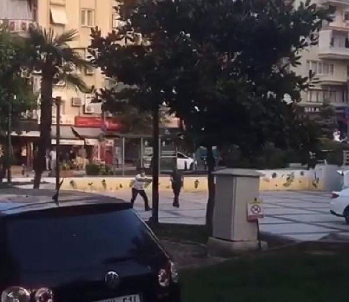 Kardeşi belediyede işe alınmadı, rastgele ateş açtı