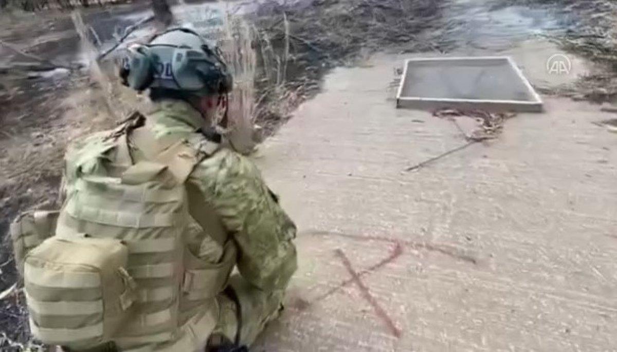 TSK, Libyalıların güvenliği için mayınları temizliyor