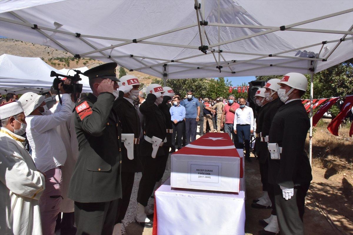 Diyarbakırlı şehit Recep Durak, son yolculuğuna uğurlandı
