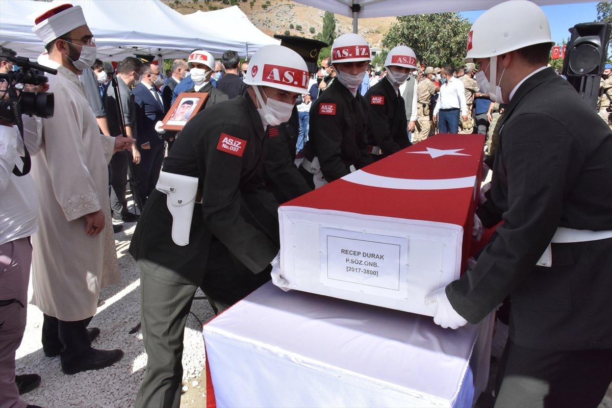 Diyarbakırlı şehit Recep Durak, son yolculuğuna uğurlandı