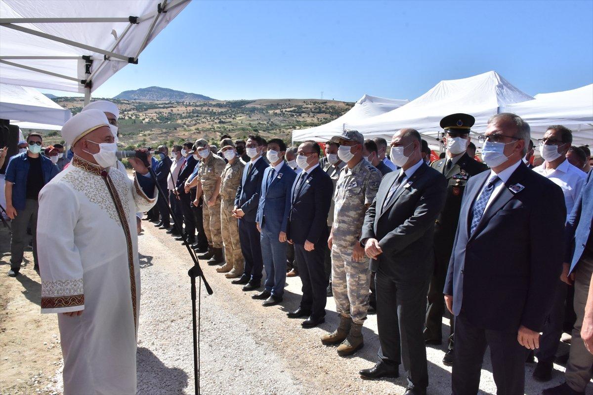 Diyarbakırlı şehit Recep Durak, son yolculuğuna uğurlandı