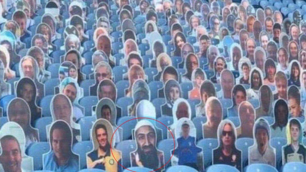 İngilizler, Usame Bin Ladin'in maketini tribüne koydu