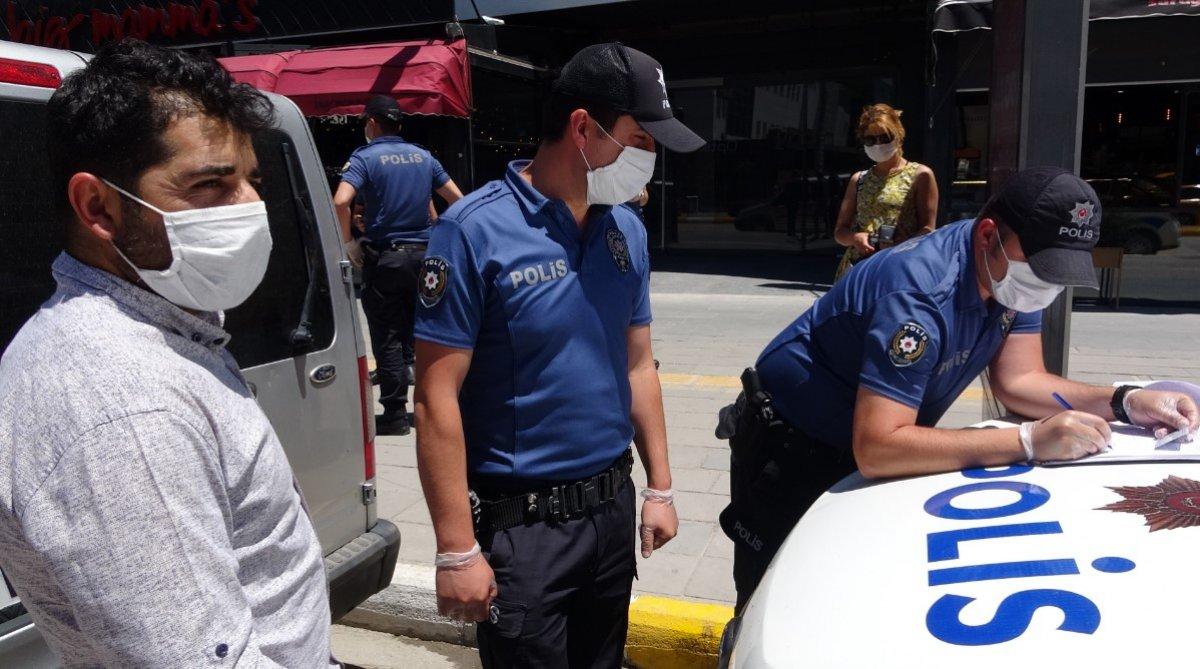 Van’da telefonla konuşurken maske takmama cezası yedi