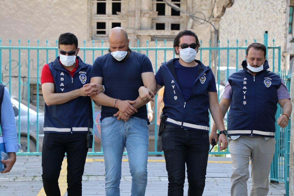 Kütahyalı yaşlı kadını dolandıran şahıs yakalandı