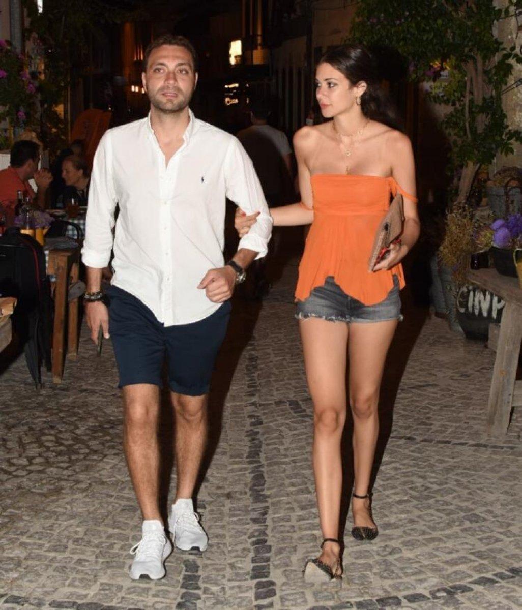 Deren Talu, sevgilisiyle tatilde