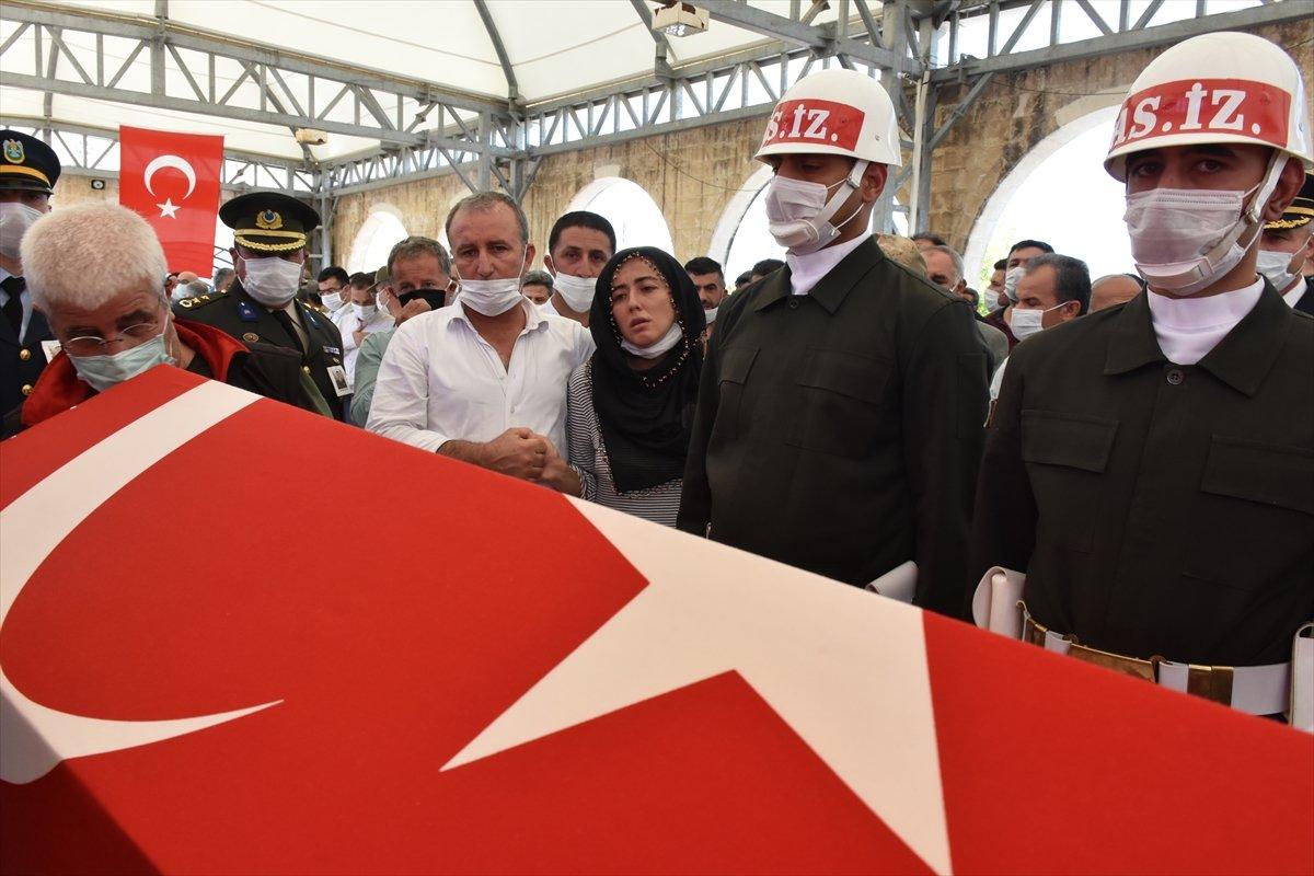 Şehit Piyade Teğmen Yunus Gül, son yolculuğuna uğurlandı