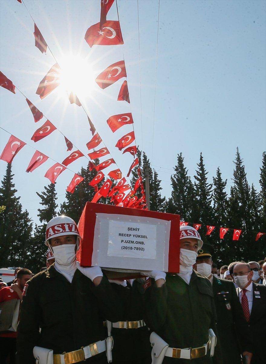 Şehit Recep Yüksel son yolculuğuna uğurlandı
